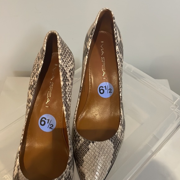 Via Spiga Heels - Size 6.5 - Picture 6 of 13